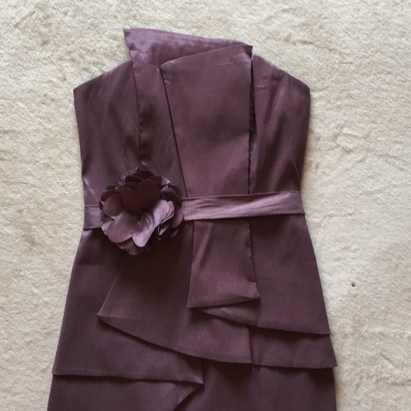 Romeo & Juliet Couture Strapless Cocktail Dress - Picture 2 of 4